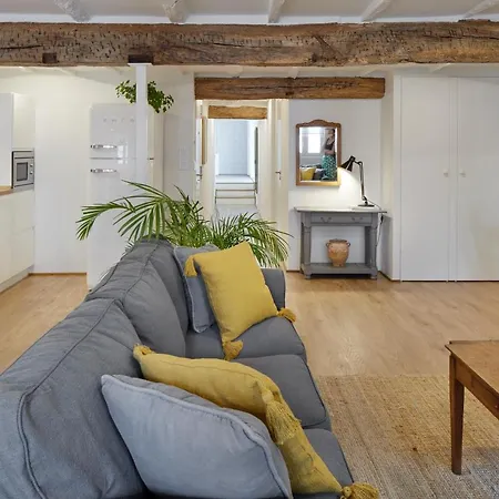 Apartamento La Plata דירה הונדאריבה